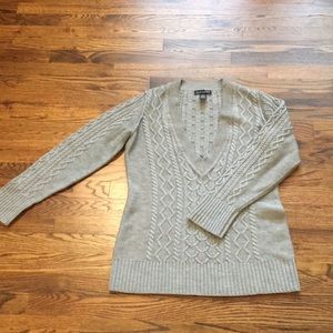 Banana Republic Merino Wool V neck sweater